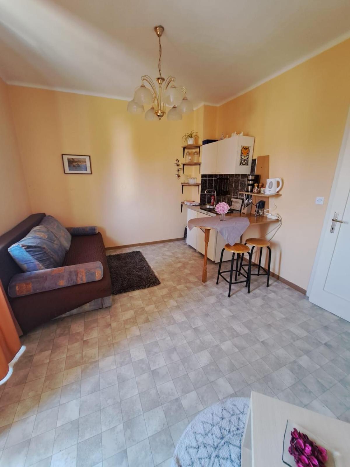Apartmani Dusica Лумбарда Екстериор снимка