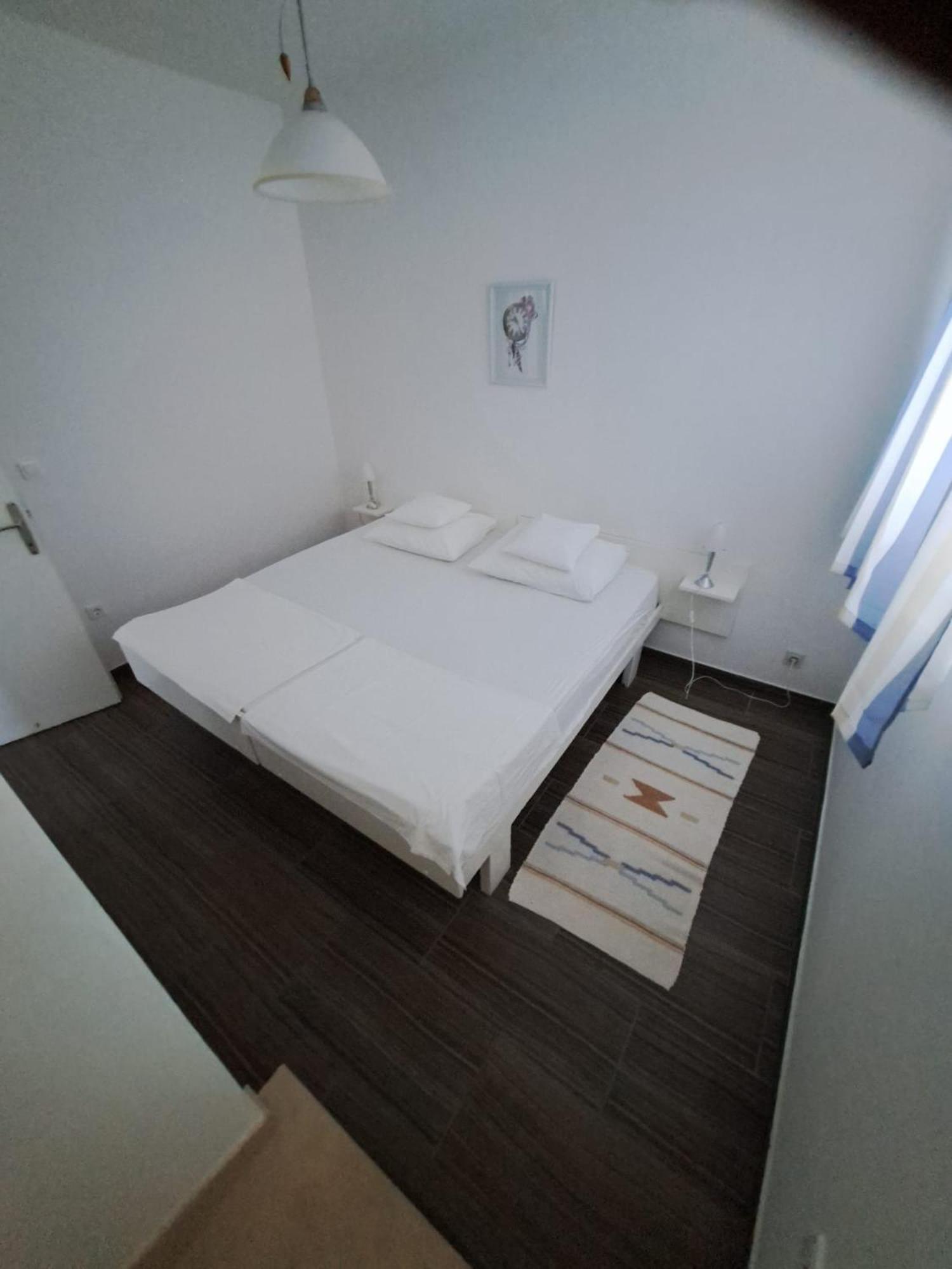 Apartmani Dusica Лумбарда Екстериор снимка